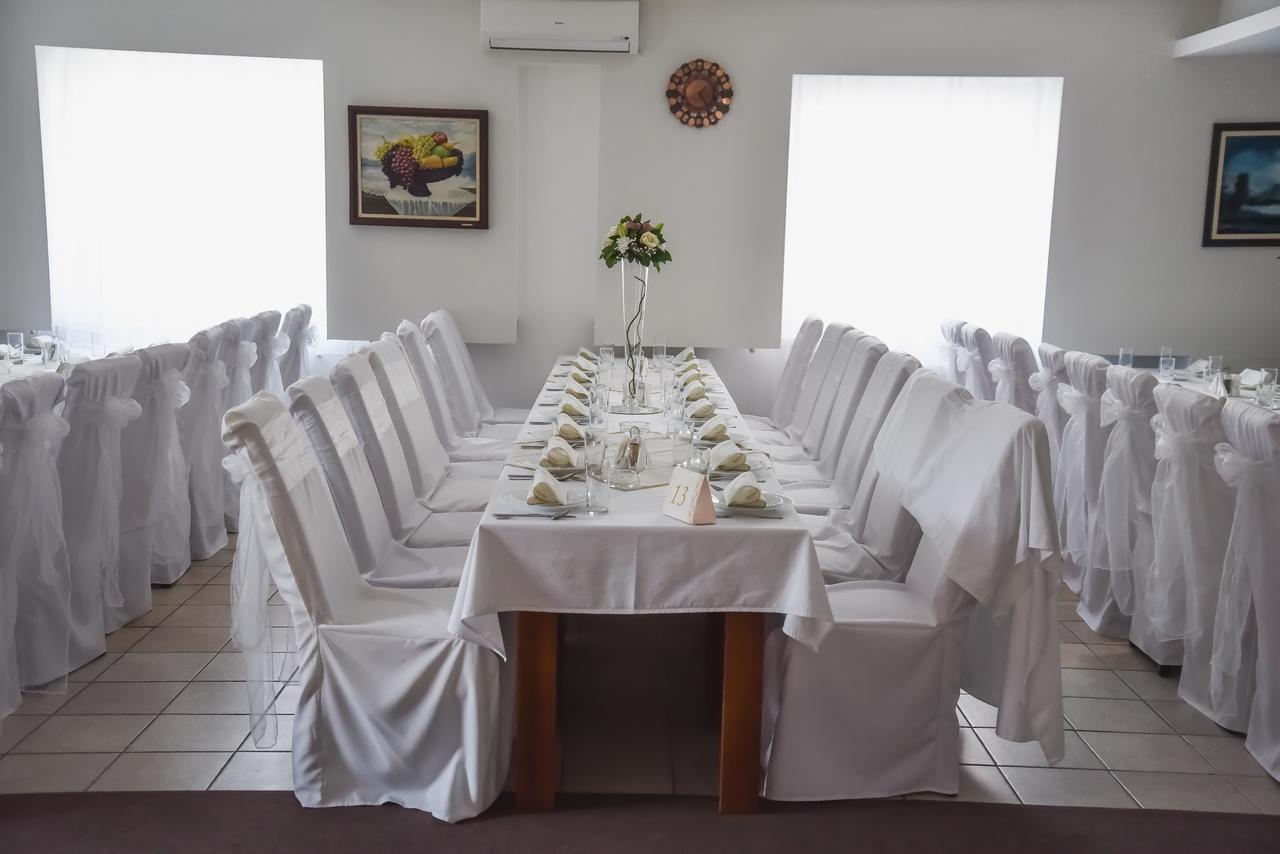 Hotel MK, Plavi restoran, Loznica Esterno foto