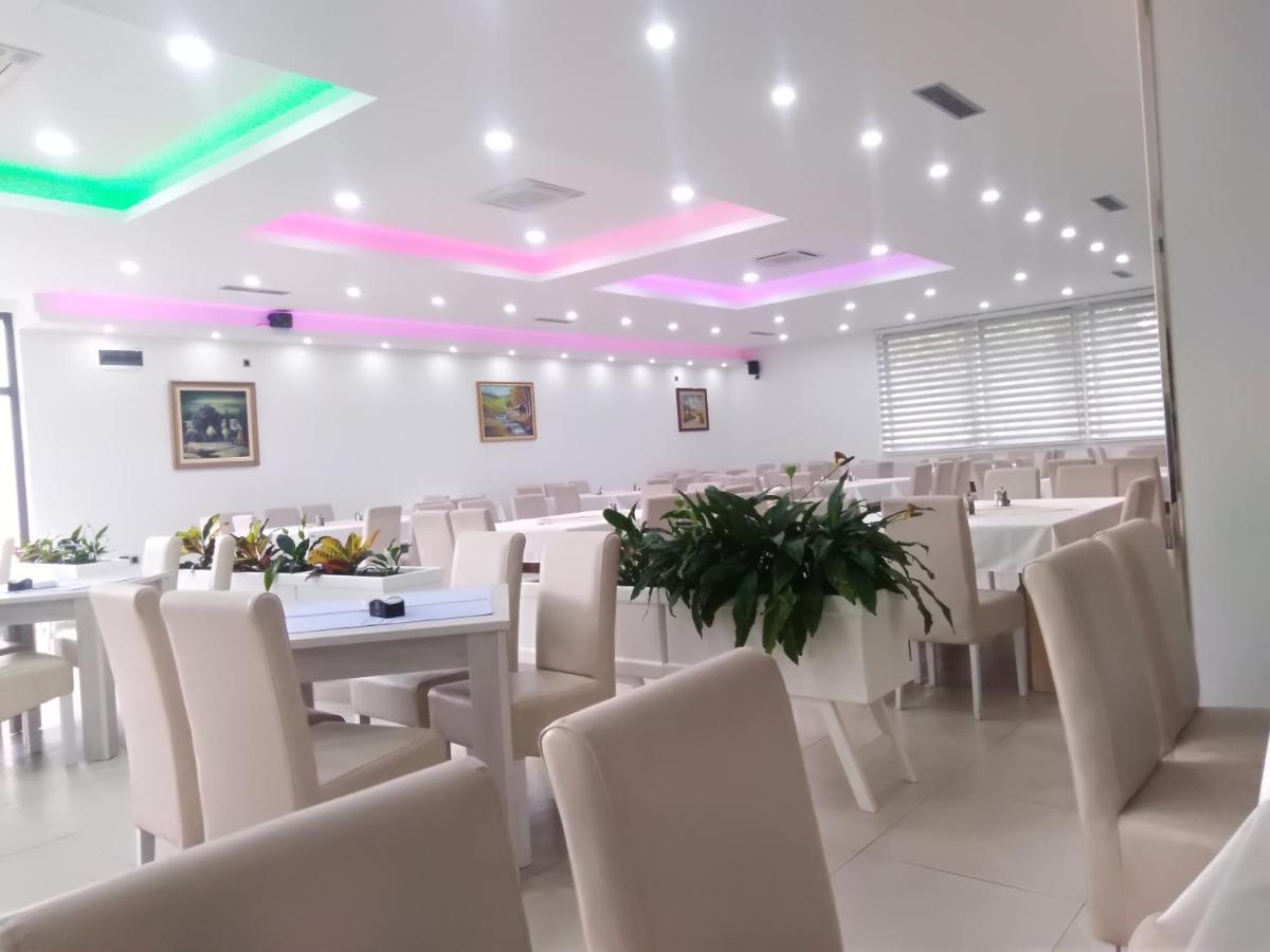 Hotel MK, Plavi restoran, Loznica Esterno foto